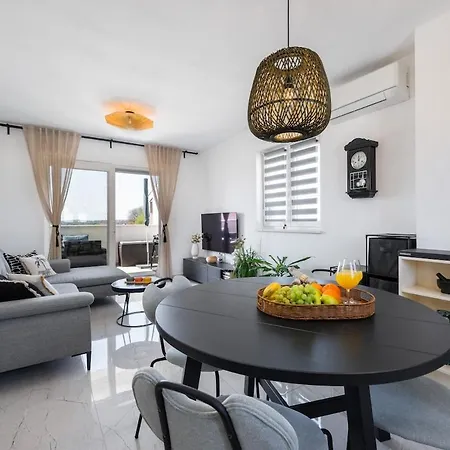 Grey Apartment *