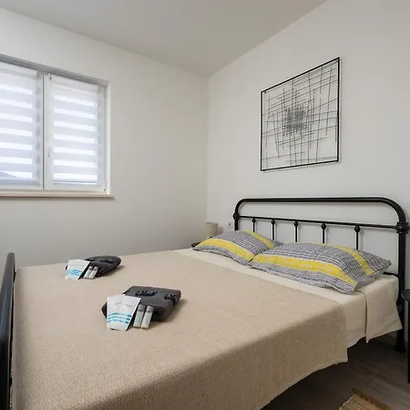 Grey Apartment *