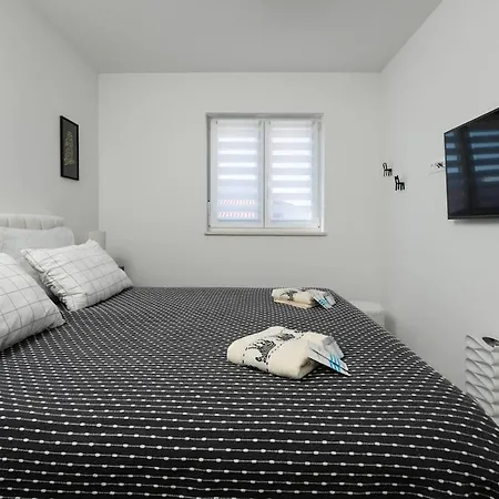 Grey Apartment *