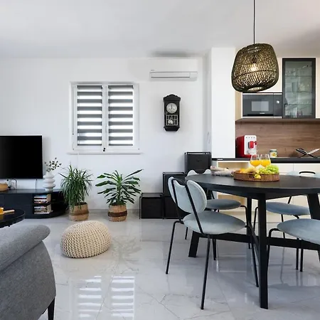 Apartment Grey *
